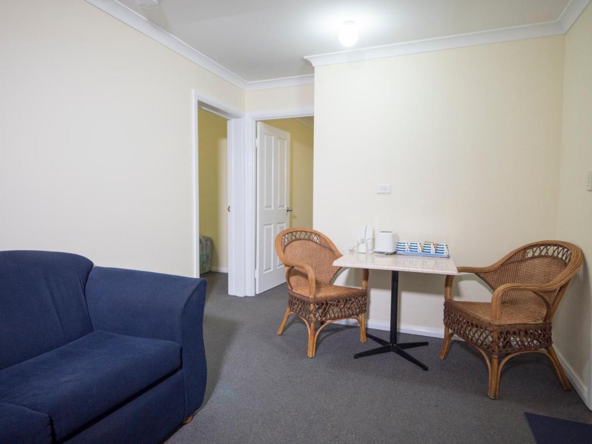 Great Western Motel ノースマン エクステリア 写真