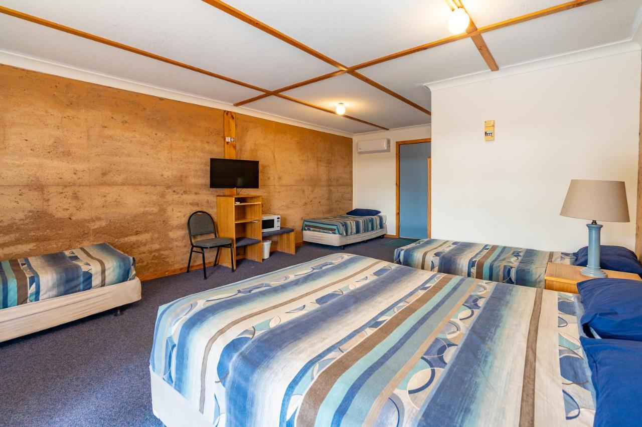 Great Western Motel ノースマン エクステリア 写真