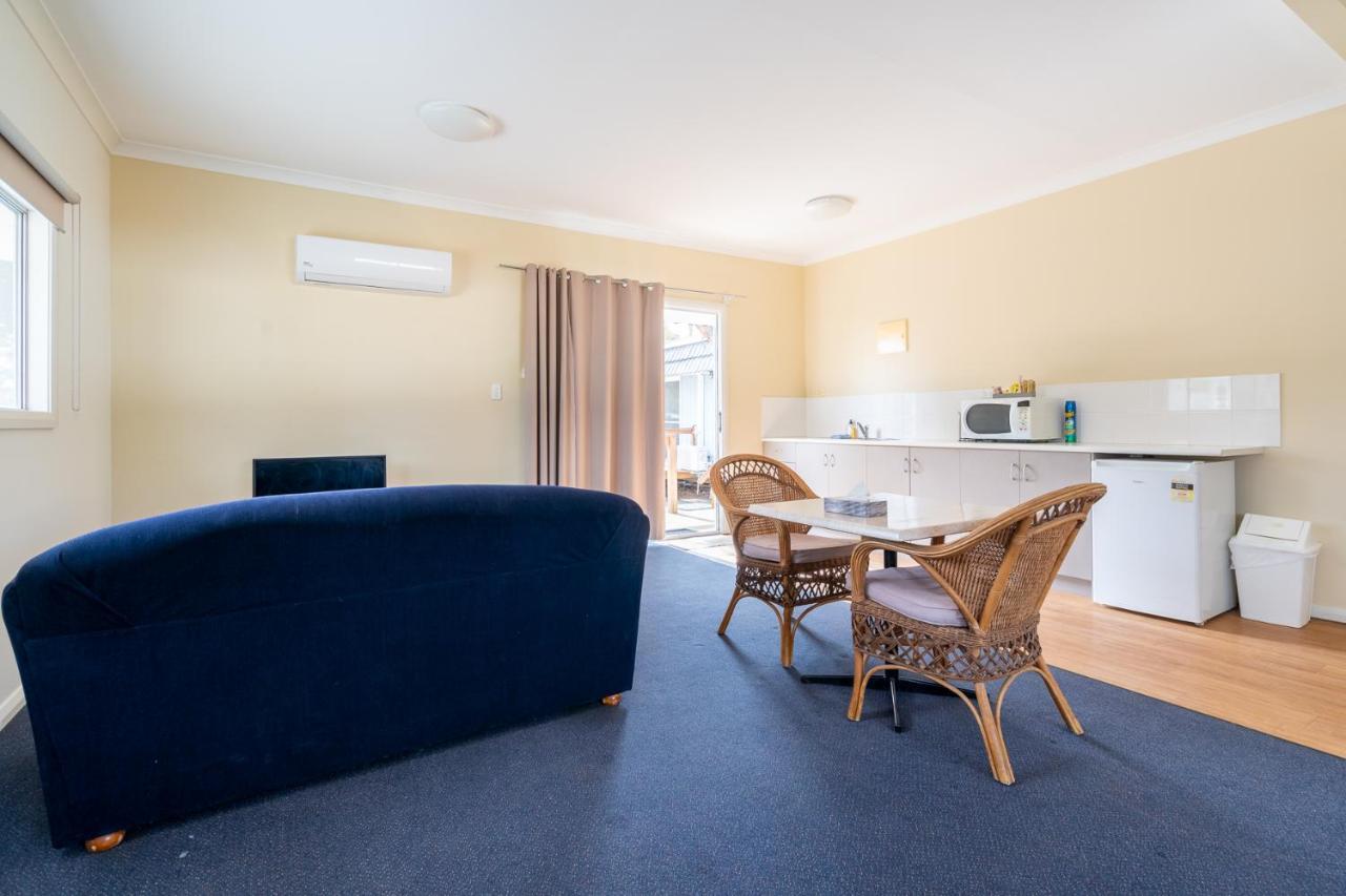 Great Western Motel ノースマン エクステリア 写真